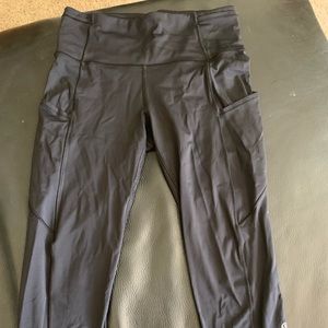 Lululemon cropped fast and frees